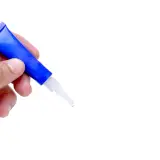 Jak skutecznie naprawić twardy plastik w domu? Praktyczny poradnik