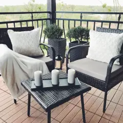 Jak urządzić balkon 5m2, aby stał się przytulnym miejscem relaksu
