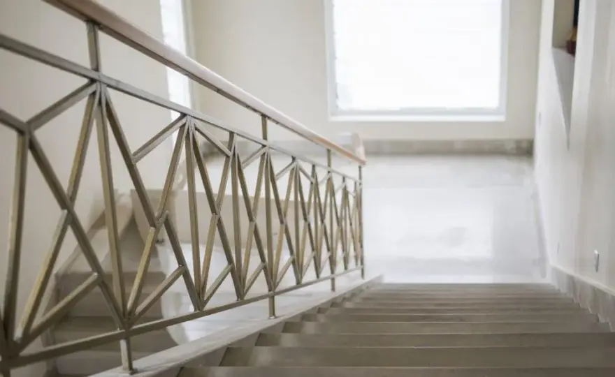 Ile kosztuje metr balustrady? Ceny, które mogą Cię zaskoczyć